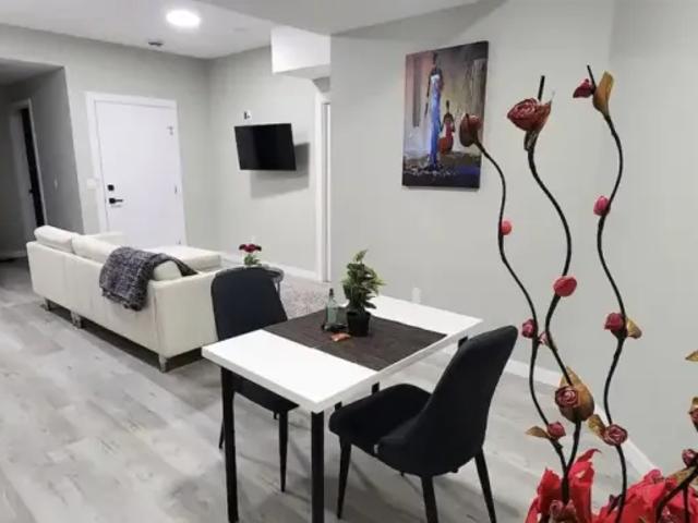 2 Bedroom Apartment Calgary AB 105359753