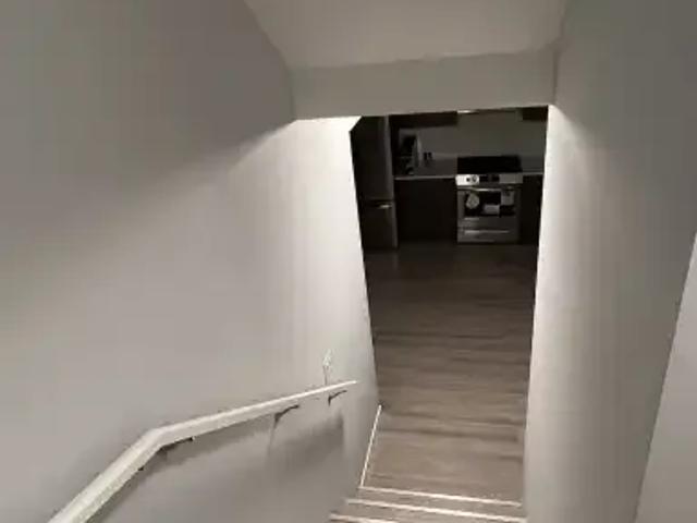 2 Bedroom Apartment Calgary AB 105378407