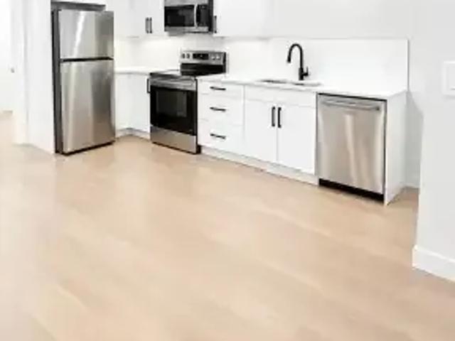 2 Bedroom Apartment Calgary AB 105526181