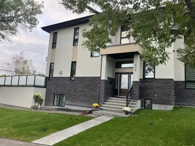 2 Bedroom Apartment Calgary AB 105526363