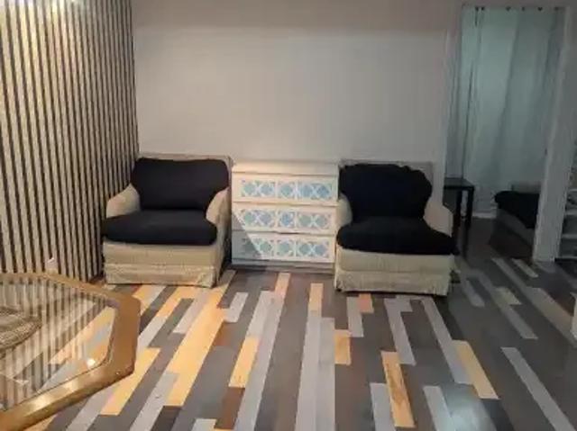 2 Bedroom Apartment Calgary AB 105565385