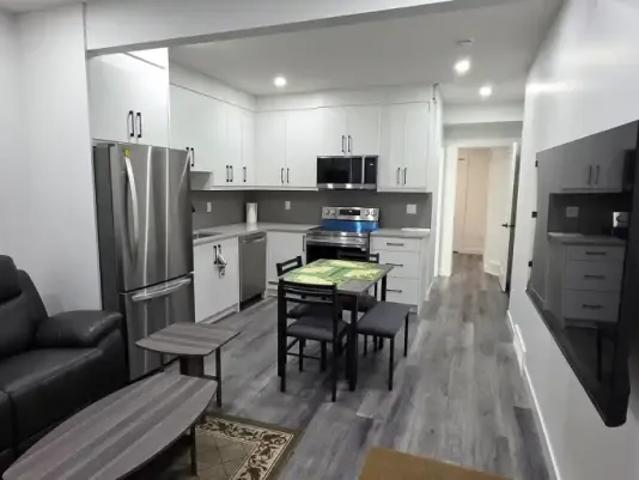 2 Bedroom Apartment Calgary AB 105565504