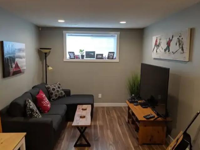2 Bedroom Apartment Calgary AB 105581029