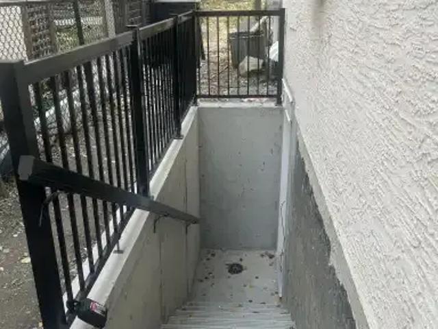 2 Bedroom Apartment Calgary AB 105601742