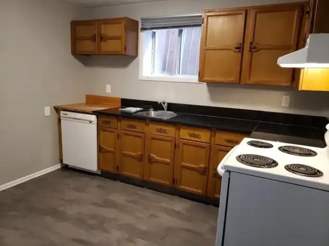 2 Bedroom Apartment Calgary AB 105623703