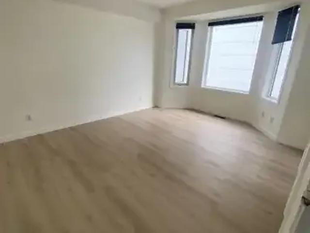 2 Bedroom Apartment Calgary AB 105653853