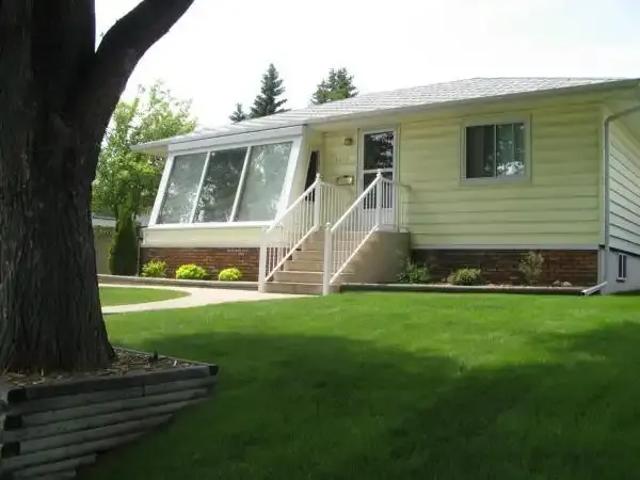 2 Bedroom Apartment Calgary AB 106181368