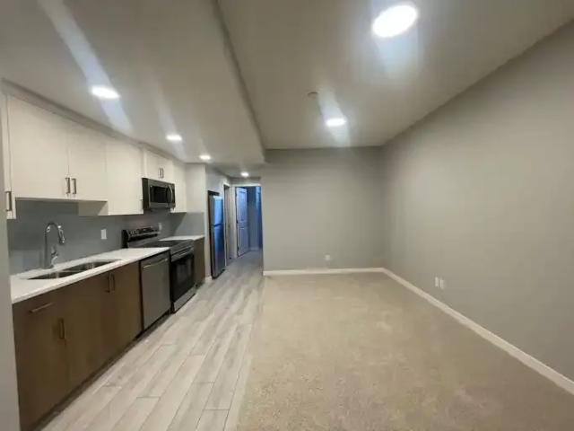 2 Bedroom Apartment Calgary AB 103739822