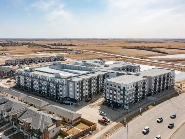 2 Bedroom Apartment Calgary AB 97350726