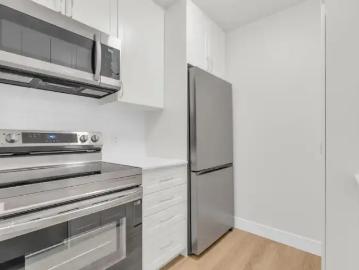 2 Bedroom Apartment Cambridge ON 102914961