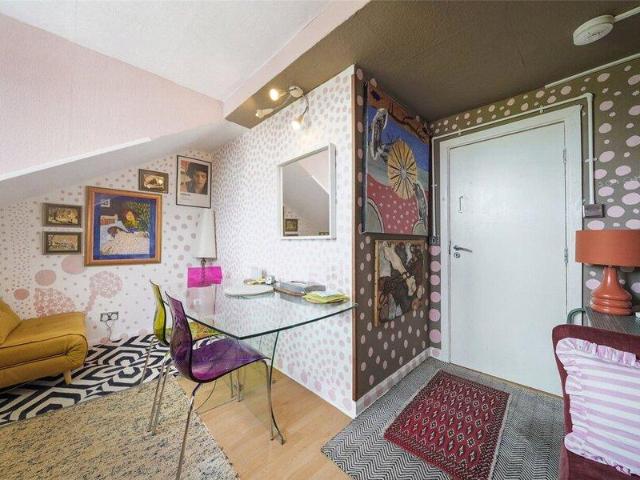 2 Bedroom Apartment Camden Road London 106092849
