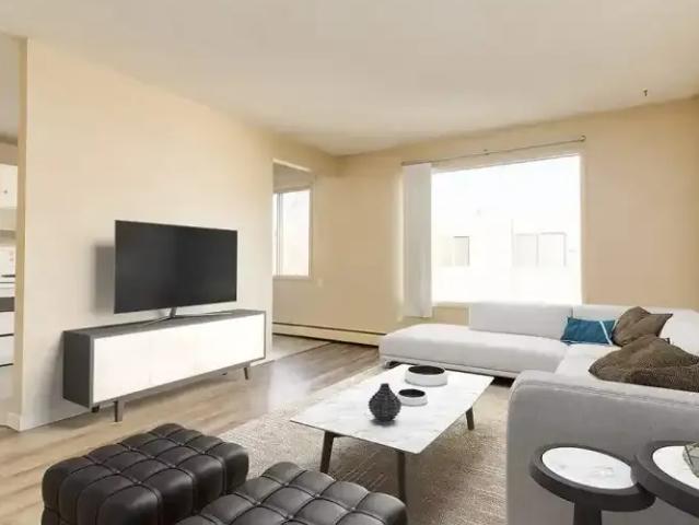 2 Bedroom Apartment Camrose AB 104863115
