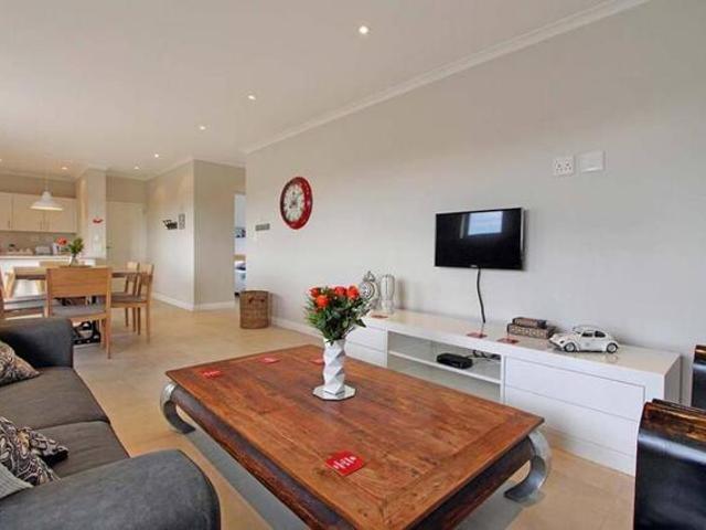 2 Bedroom Apartment Cape Town Western Cape 103430477