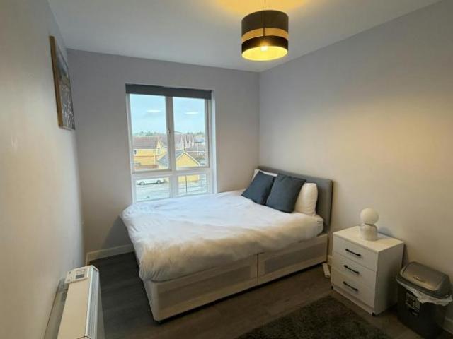 2 Bedroom Apartment Chafford Hundred Chafford Hundred 102020295