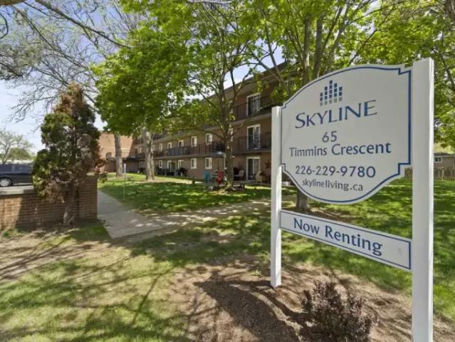 2 Bedroom Apartment Chatham ON 105087247