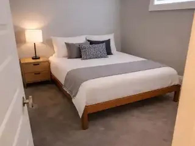2 Bedroom Apartment Chestermere AB 105226649