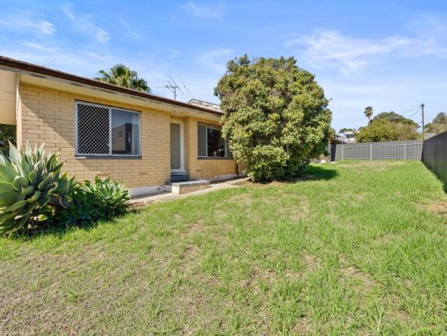 2 Bedroom Apartment Christies Beach SA 105986890