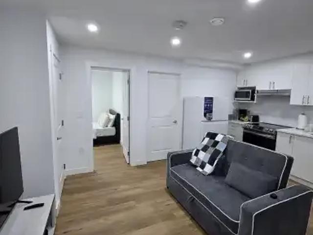 2 Bedroom Apartment Cochrane AB 104182819