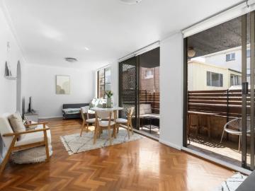 2 Bedroom Apartment Coogee NSW 102341331