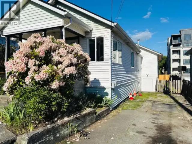 2 Bedroom Apartment Coquitlam BC 103611944