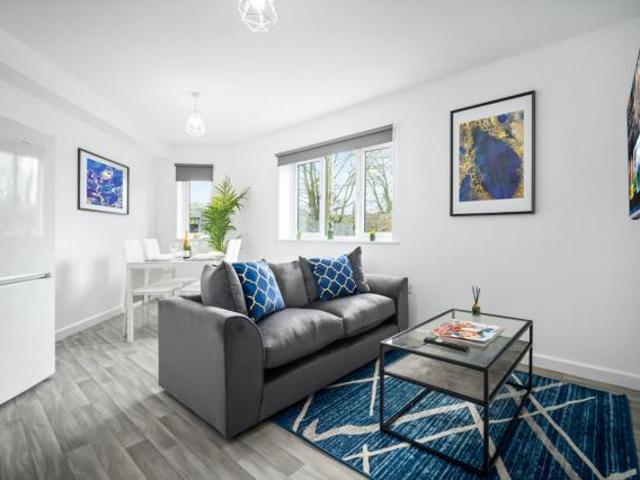 2 Bedroom Apartment Cradley Heath Cradley Heath 66932048