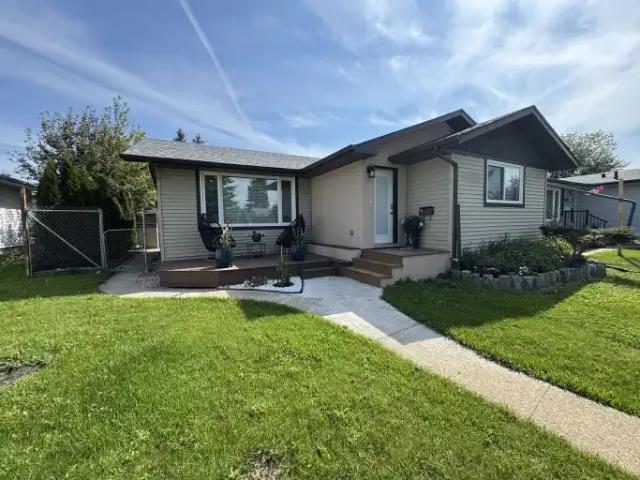 2 Bedroom Apartment Edmonton AB LS105087706