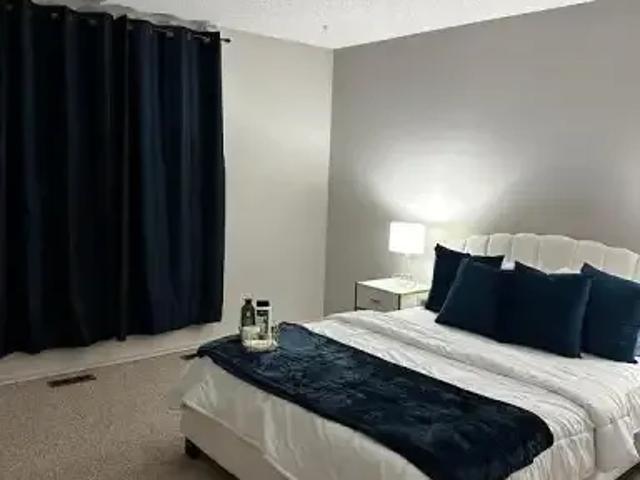 2 Bedroom Apartment Edmonton AB LS105642837