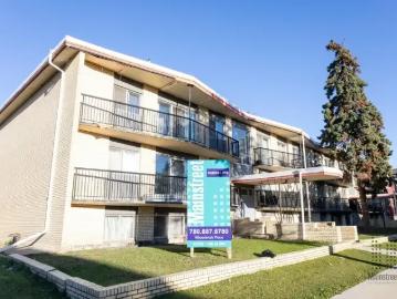 Central Mcdougall, Edmonton, Alberta - Balcony