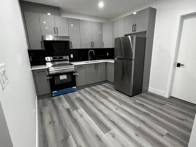 2 Bedroom Apartment Edmonton AB 104322385
