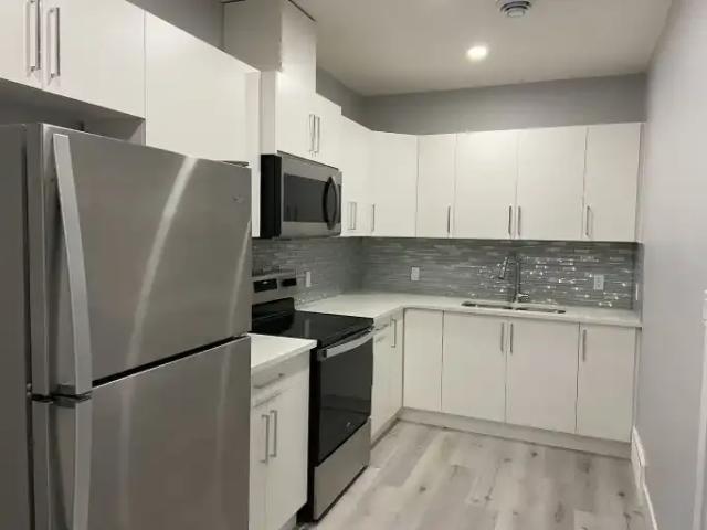 2 Bedroom Apartment Edmonton AB 104401083