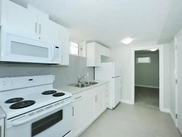 2 Bedroom Apartment Edmonton AB 104598307
