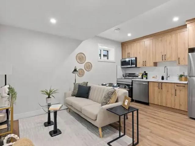2 Bedroom Apartment Edmonton AB 104841759