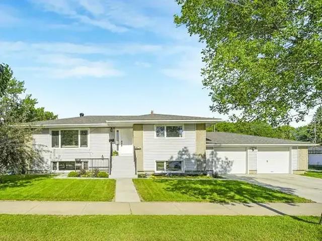 2 Bedroom Apartment Edmonton AB 104985959