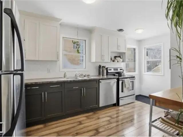 2 Bedroom Apartment Edmonton AB 105198569