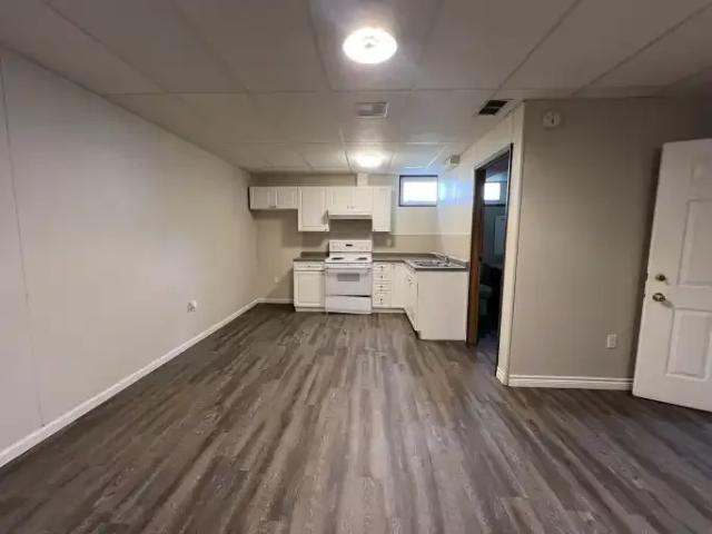 2 Bedroom Apartment Edmonton AB 105135621