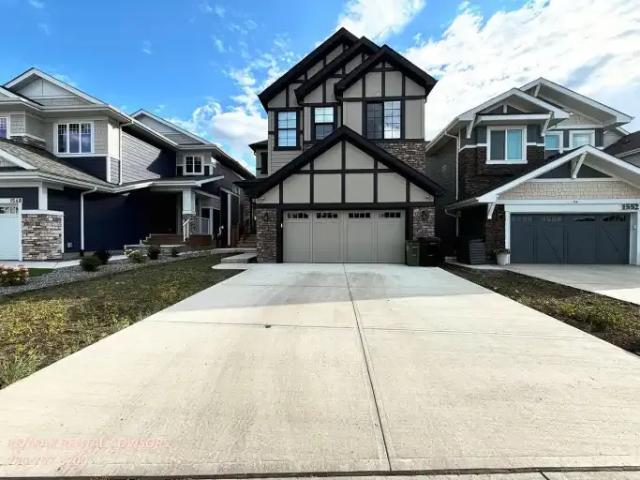 2 Bedroom Apartment Edmonton AB 105467170