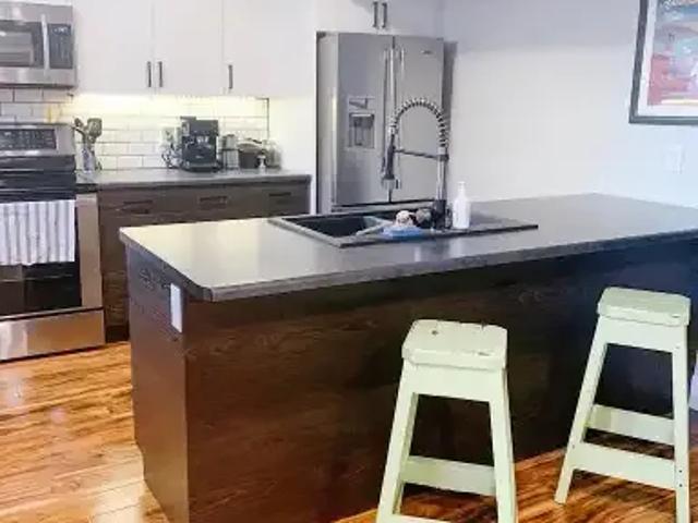 2 Bedroom Apartment Edmonton AB 105554510