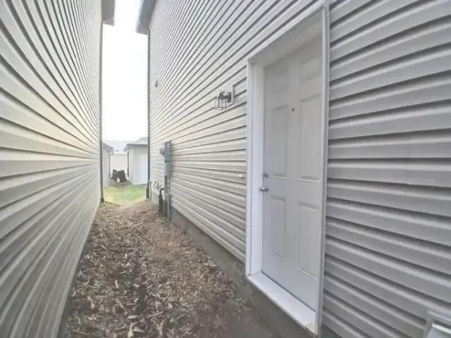 2 Bedroom Apartment Edmonton AB 105580930