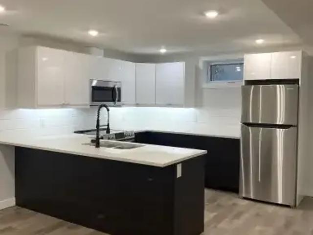 2 Bedroom Apartment Edmonton AB 106066381