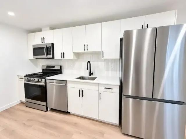2 Bedroom Apartment Edmonton AB 106181496