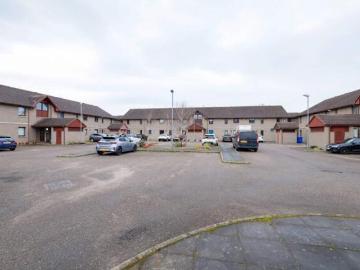 2 Bedroom Apartment Elgin Moray 101379116