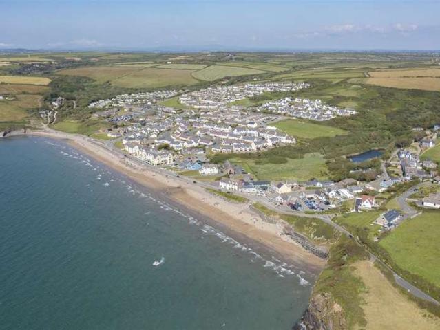 2 Bedroom Apartment Flat