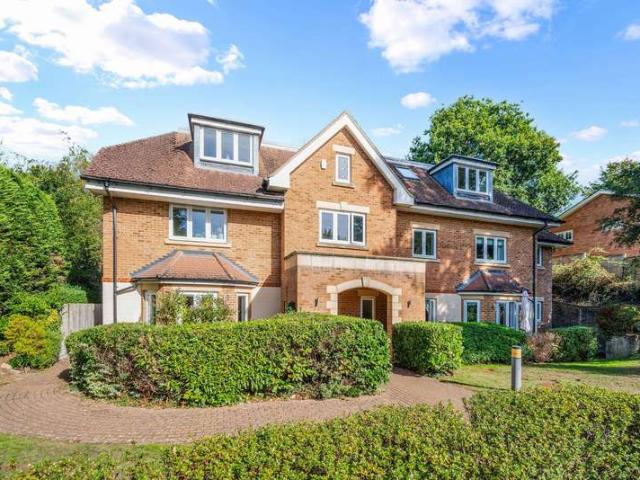 2 Bedroom Apartment Flat