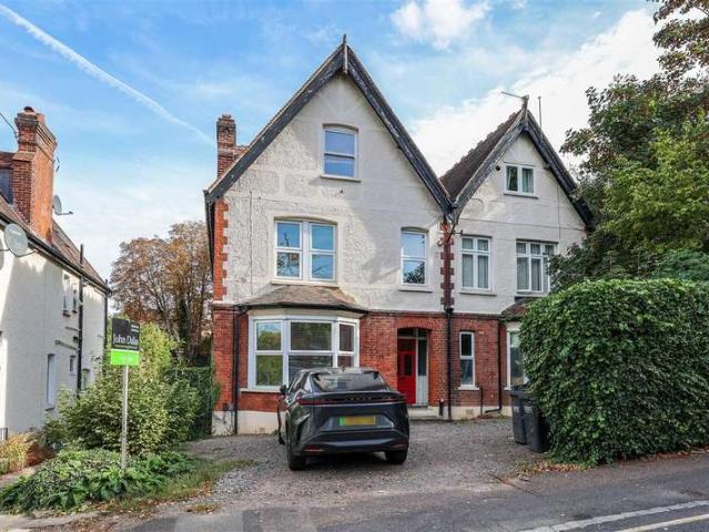 2 Bedroom Apartment Flat