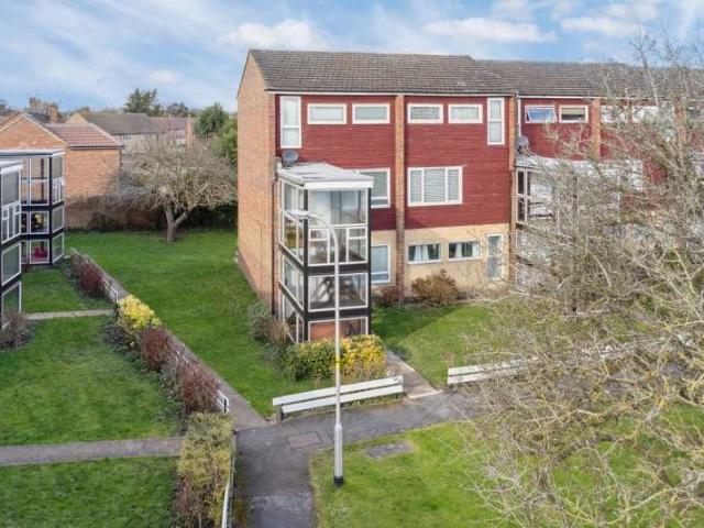 2 Bedroom Apartment Flat