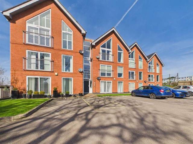 2 Bedroom Apartment Flat