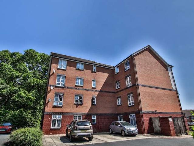 2 Bedroom Apartment Flat