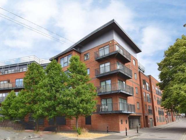 2 Bedroom Apartment Flat