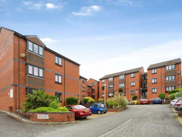 2 Bedroom Apartment Flat