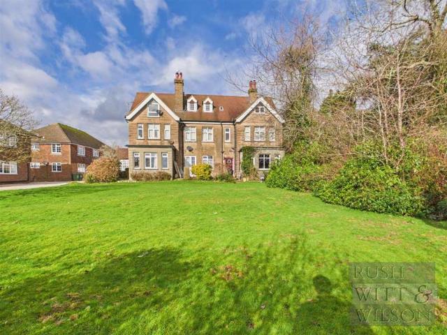 2 Bedroom Apartment Flat